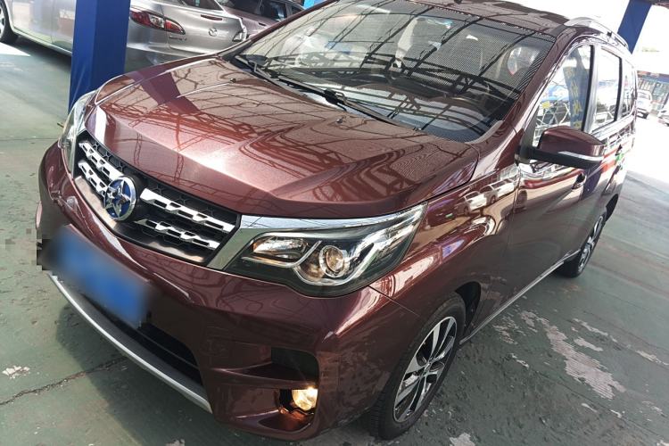 Used Venucia M50V 2017 1.6L XL CVT Luxury Edition