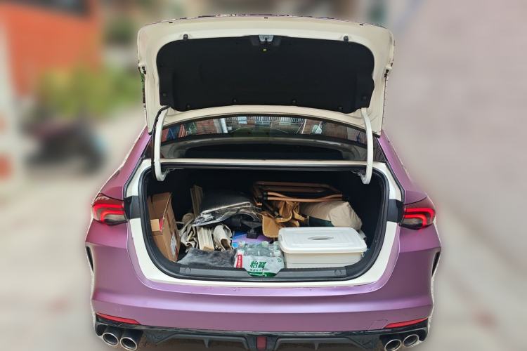 Used GAC Trumpchi EMPOW 2021 270T DCT J16 Version Trunk