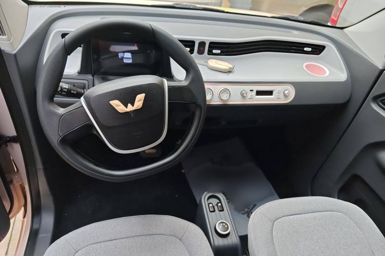 Used Wuling Hongguang MINIEV 2022 Macaron Premium Model – Lithium Iron Phosphate