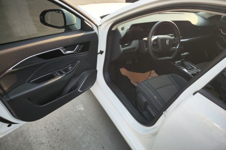 Used Bestune B70 2022 Third Generation 1.5T Automatic Enjoyment Version Driver Seat