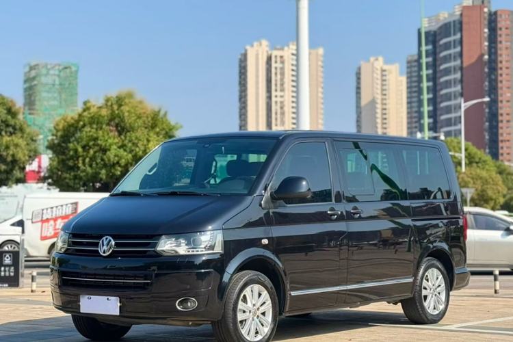 Used Volkswagen Multivan 2012 2.0 TSI Two-Wheel-Drive Luxury Edition