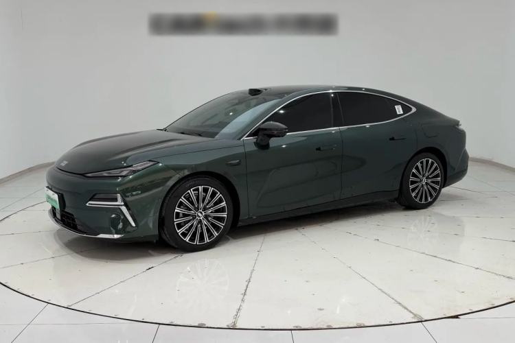 Used Geely Galaxy 8 2025 130km EM-P Starship Edition