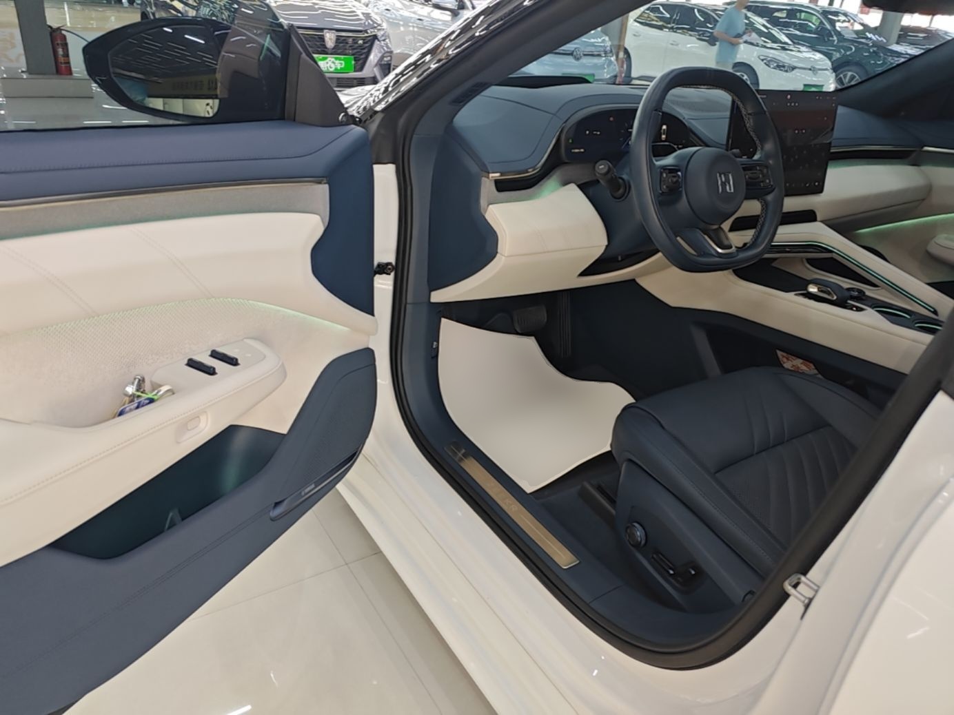 Zeekr 001 2024 WE Edition 100 kWh Rear-Drive — снимка 18