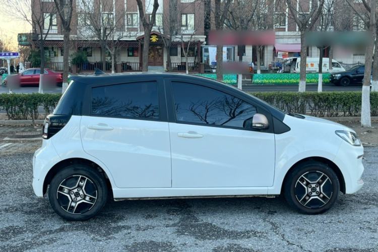 Used SOL E10X 2021 302 km Range Fashion Edition 31.4 kWh
