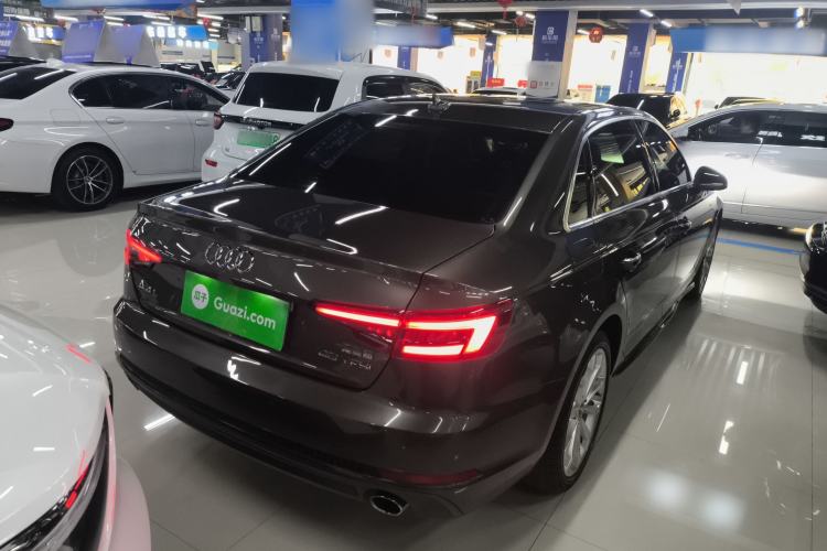 Used Audi A4L 2018 30th Anniversary Edition 40 TFSI Fashion Model