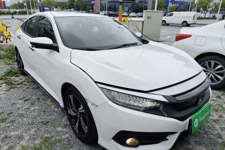 Used Honda Civic 2016 220TURBO CVT Prestige Edition
