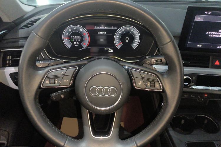 Used Audi A4L 2022 40 TFSI Luxury Dynamic Model

