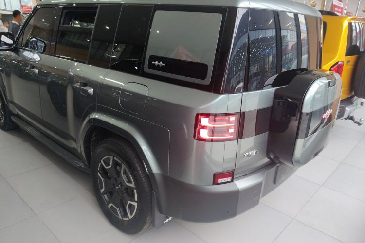 Used Formula Leopard Tai 7 2025 Model 190 km Four-Wheel Drive Max Edition Exterior 4