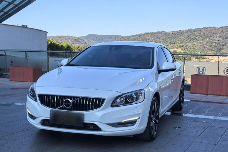 Used Volvo S60 2019 S60L Facelift T5 Intelligent Advanced Edition