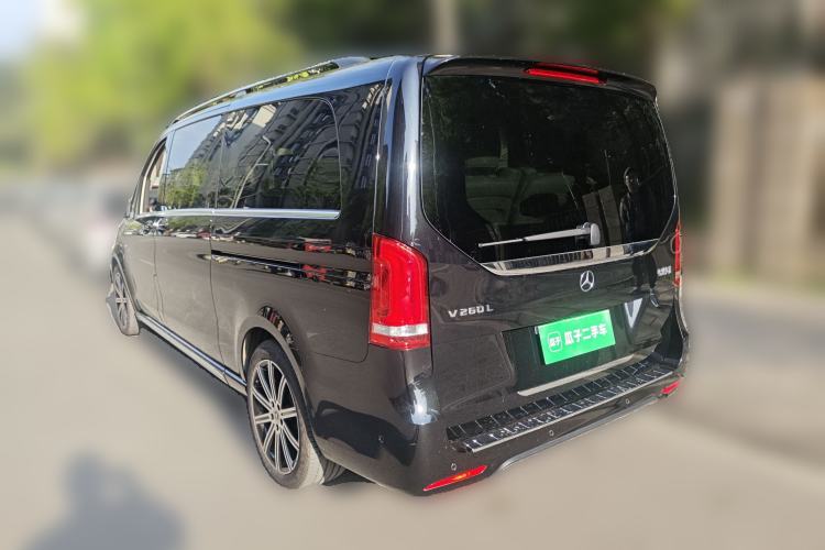 Used Mercedes-Benz V-Class 2022 V 260 L Long-wheelbase Luxury Edition