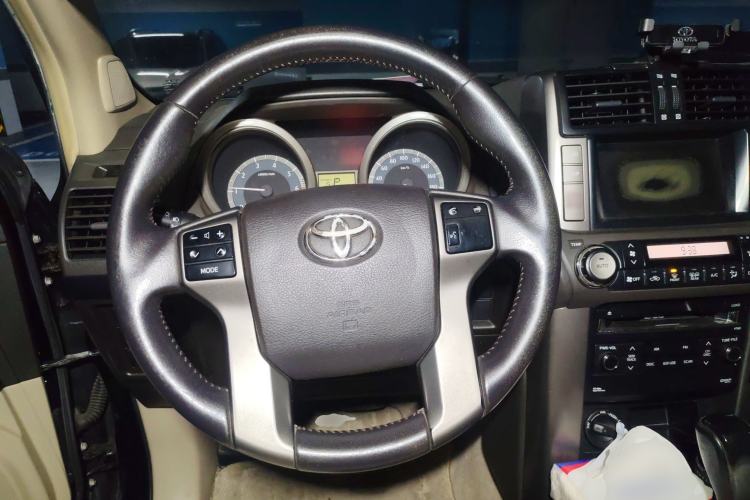 Used Toyota Prado 2010 2.7L Automatic Deluxe Edition