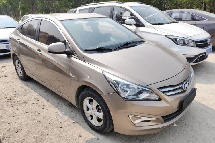 Used Hyundai Verna (older generation) 2014 1.4L Automatic Smart GLS Exterior 1