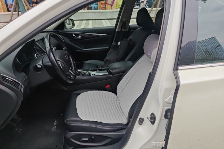 Used Infiniti Q50L 2015 2.0T Comfort Edition