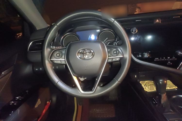 Used Toyota Camry 2019 Revised Version 2.0G Luxury Edition