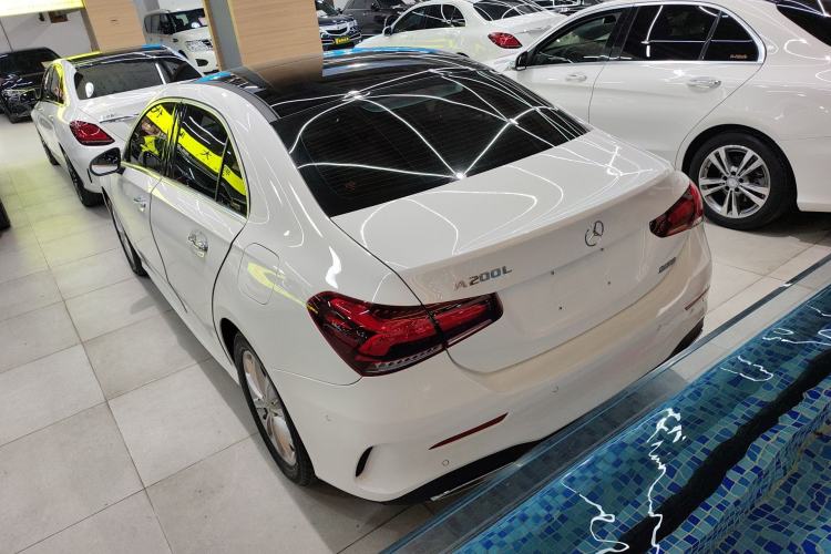 Used Mercedes-Benz A-Class 2021 A 200 L Sport Sedan Fashion Model
