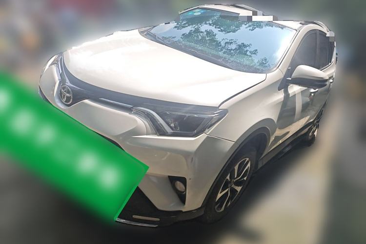 Used Toyota RAV4 2018 2.0L CVT Two-Wheel Drive Fashion X Edition Front Left 45 Deg