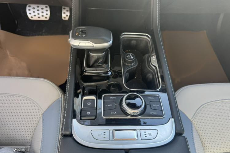 Used BAIC Off-Road BJ40 2023 2.0T Automatic Four-Wheel Drive Urban Hunter Edition Prestige Version
