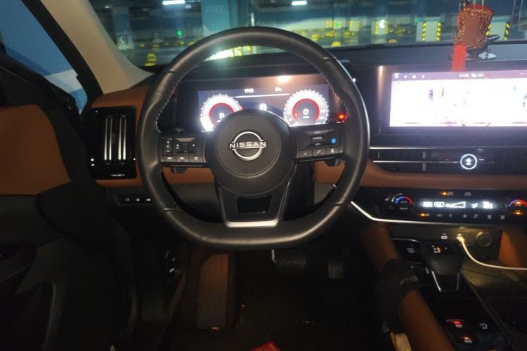 Used Nissan Pathfinder 2024 380 VC-TURBO Four-Wheel Drive Intelligent Driving Version 6 Seats Steering Wheel