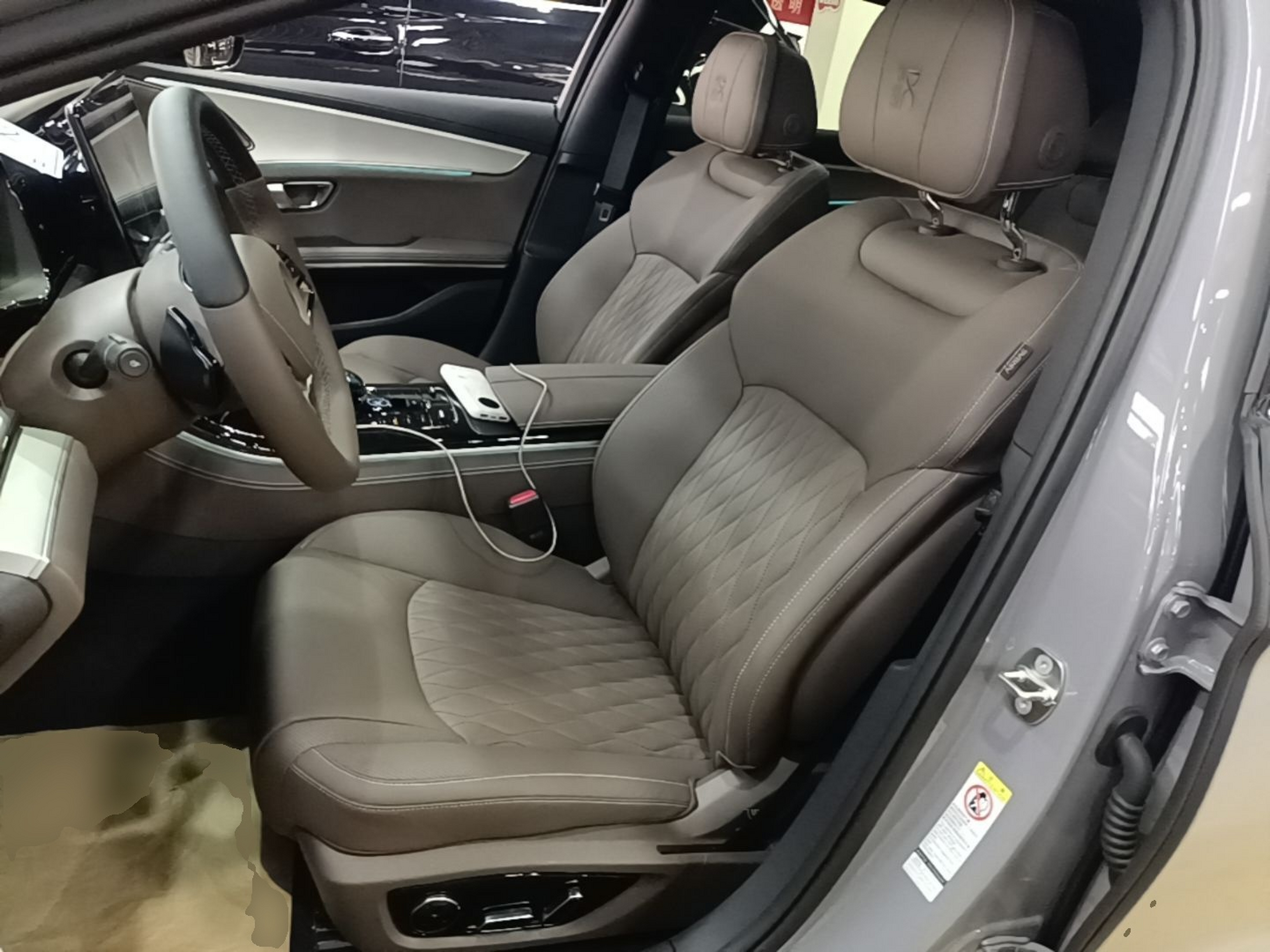 Interior delantero