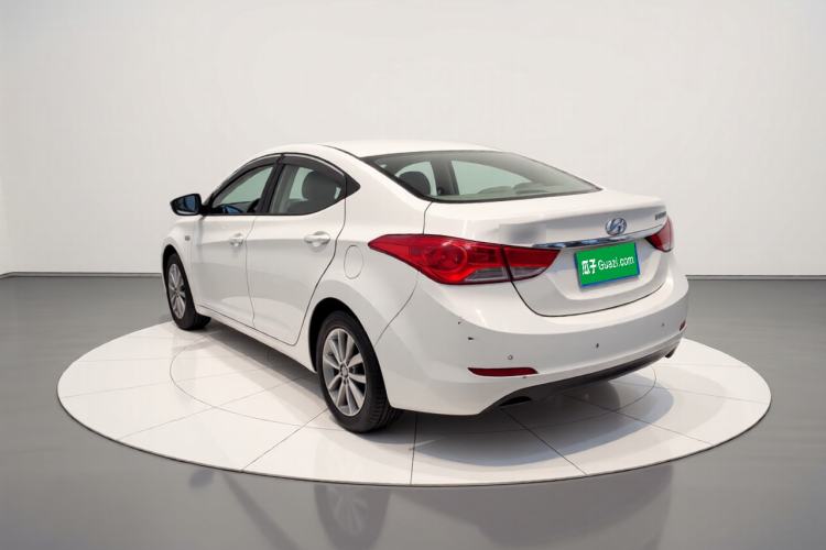 Used Hyundai Elantra (5th Generation / Langdong) 2015 1.6L Automatic Fashion Model