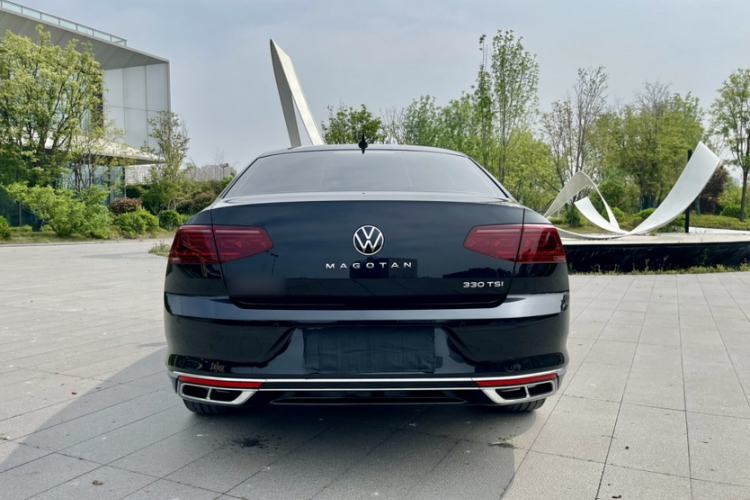 Used Volkswagen Magotan 2023 2 Million Units Commemorative Edition 330TSI DSG Luxury Version Exterior 4