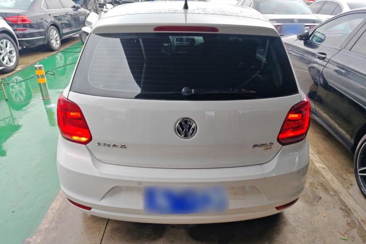 Used Volkswagen Polo 2016 1.6L Automatic Comfort Model
