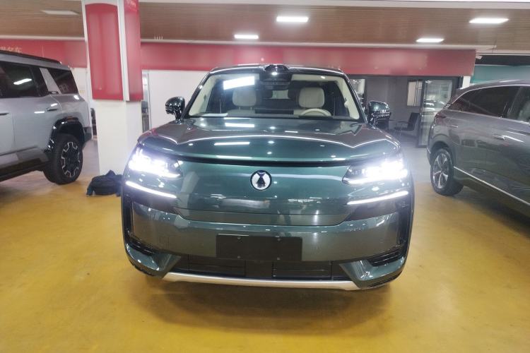 Used Denza N9 2025 Prestige Version
