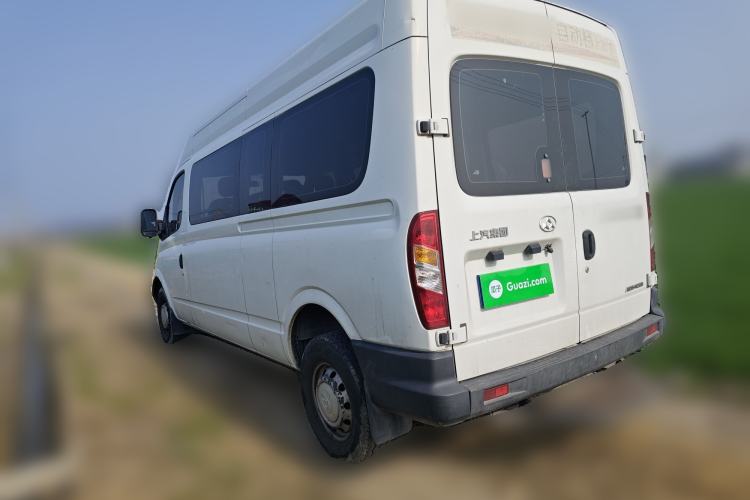 Used SAIC MAXUS Xintu V80 2016 2.5T Manual Aoyuntong National IV Long Wheelbase Mid-Height 7-Seater