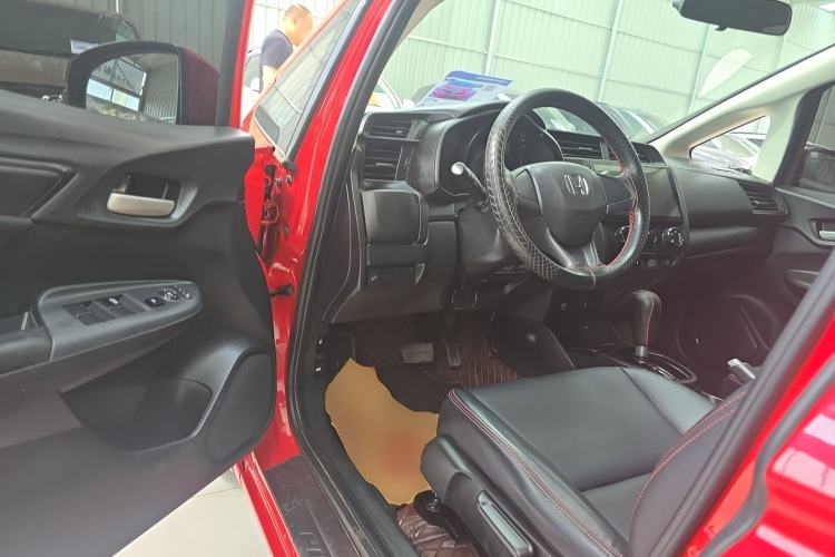 Used Honda Fit 2018 1.5L CVT Comfort Sunroof Version Driver Seat