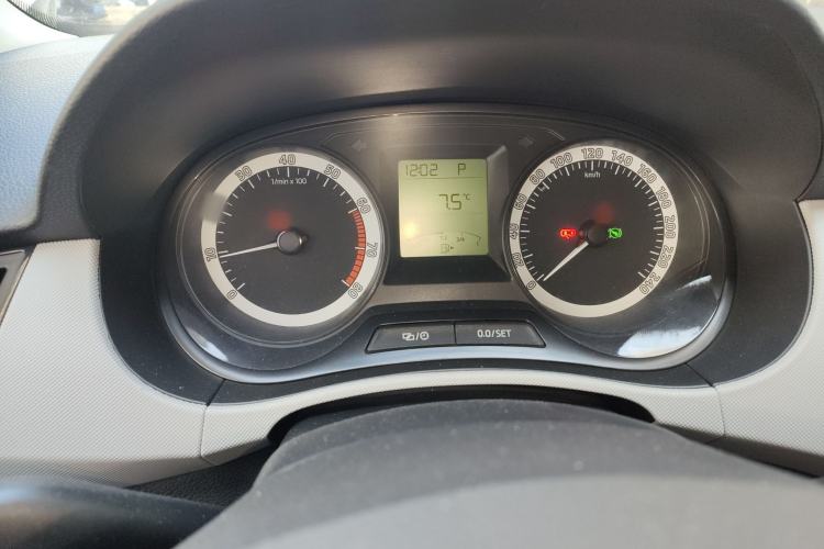 Used Skoda Fabia 2016 1.4L Automatic Car Enjoy Edition