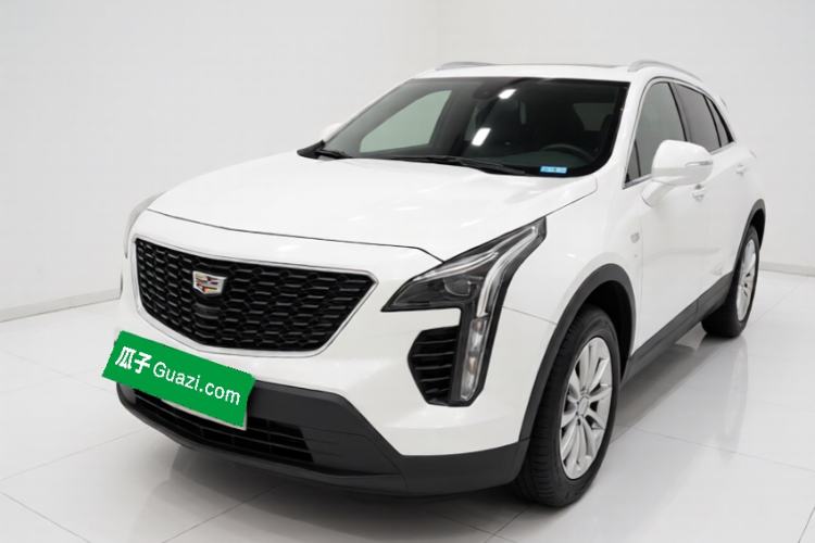 Used Cadillac XT4 2018 28T Two-Wheel Drive Tech Version Front Left 45 Deg