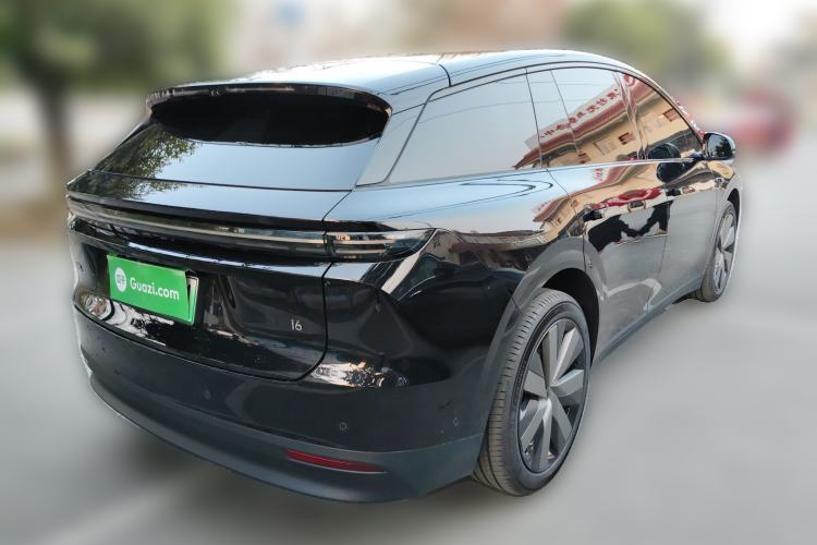 Used Li Auto Li Auto i6 2025 Model Four-Wheel-Drive Standard Type
