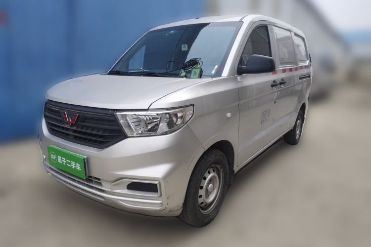 Used Wuling Hongguang V 2022 1.5L Jingqu Edition Enclosed-Window Vehicle with Electric Power Steering LAR