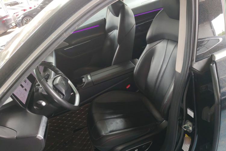 Used XPeng P7 2022 625E Left Front Seat