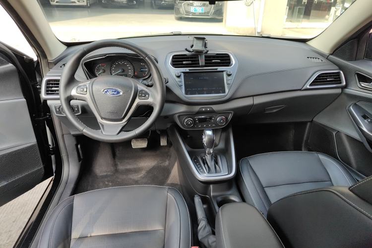 Used Ford Escort 2015 1.5L Automatic Fashion Model
