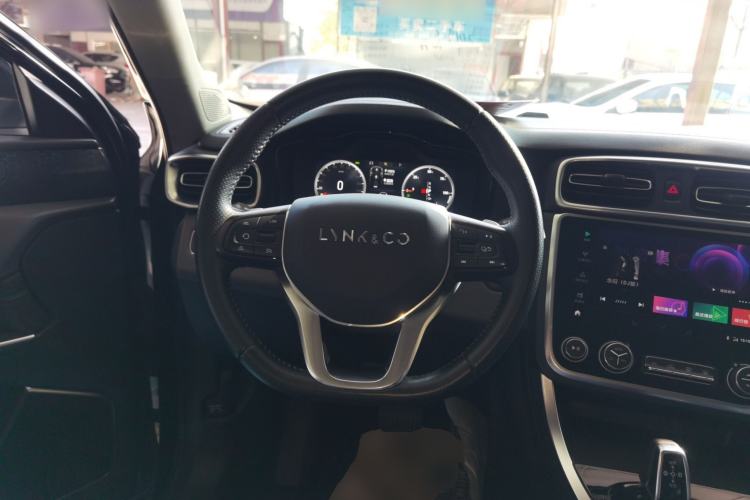 Used Lynk & Co 01 EM-P 2018 1.5T PHEV Jing Guo V Steering Wheel