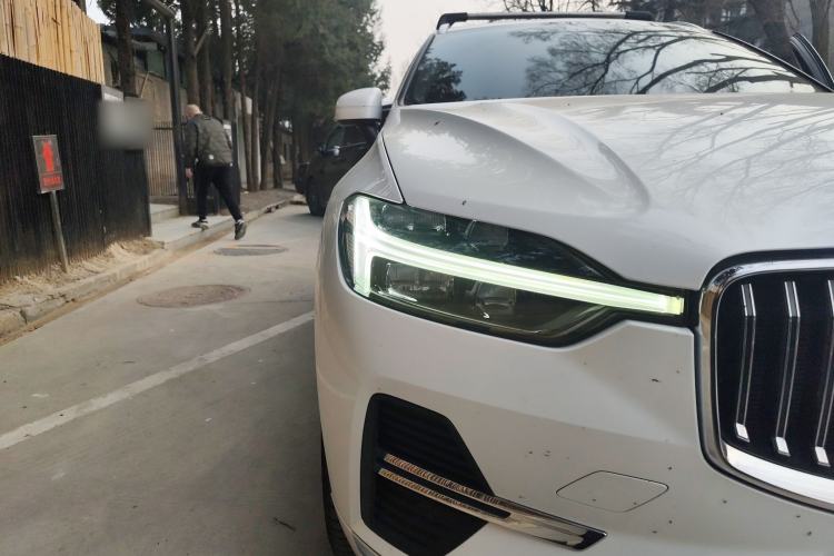 Used Volvo XC60 2022 B5 4x4 Zhiyi Luxury Edition
