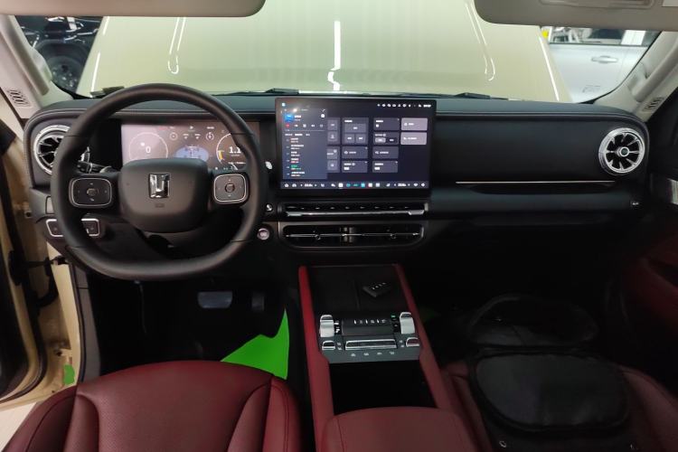 Used Tank 300 New Energy 2025 Hi4-T