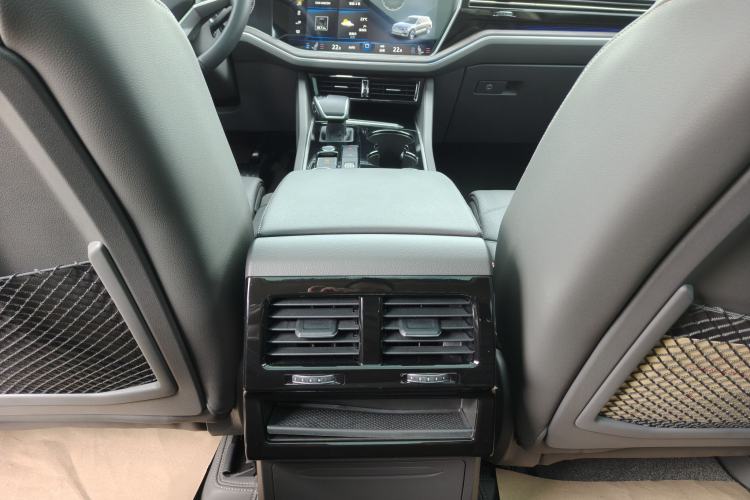 Used Volkswagen Touareg 2023 3.0 TSI Luxury Edition Obsidian Black Sport Package Interior 9