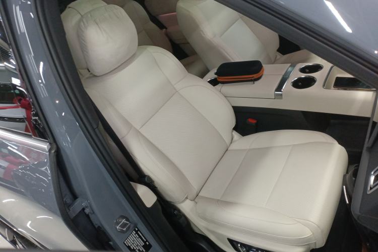 Used Li Auto L8 2025 Ultra Smart Refreshed Edition Right Front Seat