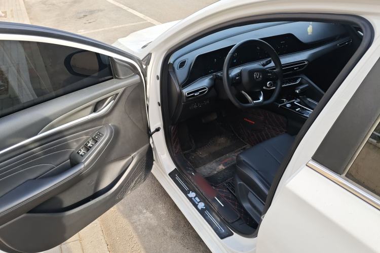 Used CHANGAN Eado 2021 PLUS 1.6L GDI CVT Luxury Model