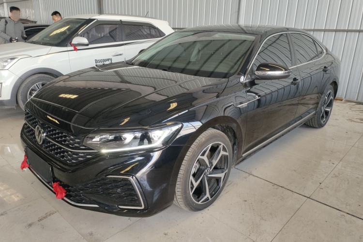 Used Volkswagen Passat 2024 380TSI Starry Dragon Edition