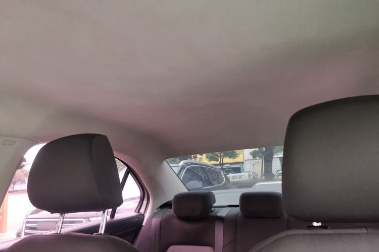 Used Skoda Rapid 2018 1.6L Manual Standard Edition Headliner