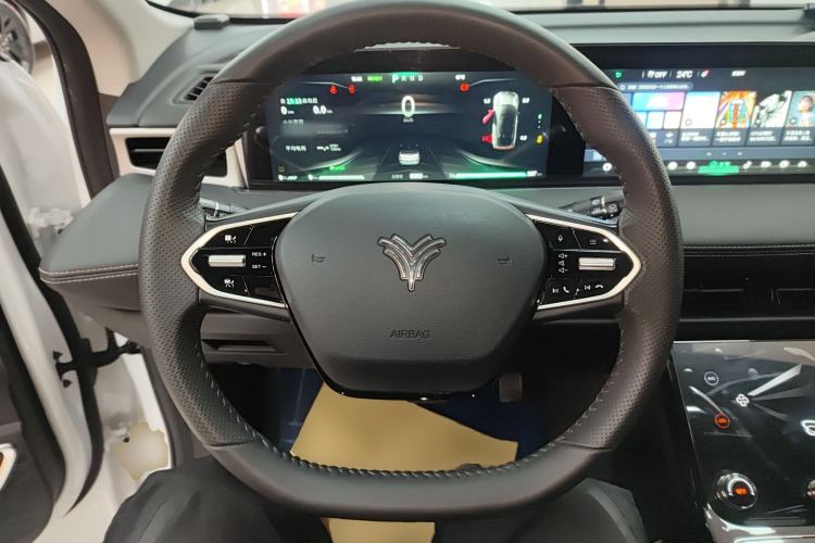 Used NETA U 2023 NETA U-Ⅱ Challenge Edition 400 U Show – Lithium Iron Phosphate