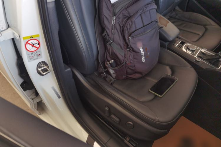 Used Audi A3 2020 Sportback 35 TFSI Style Edition China VI Emission Standard Right Front Seat