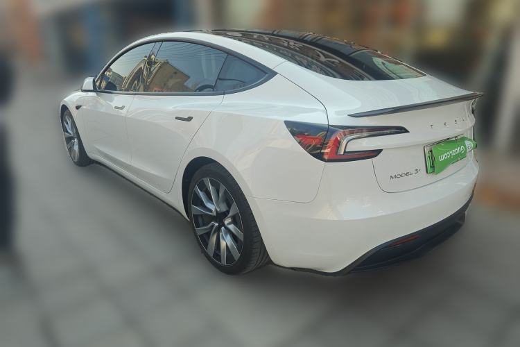 Used Tesla Model 3 2023 Long-Range All-Wheel-Drive Version
