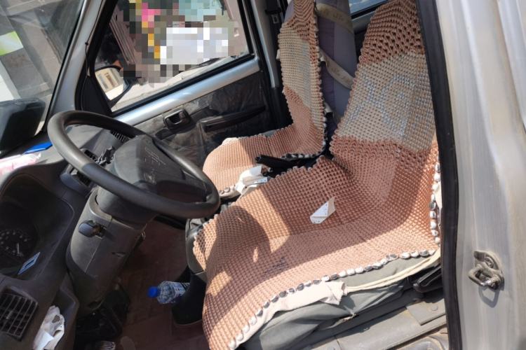Used Wuling Rongguang 2014 1.2L S Base Model
