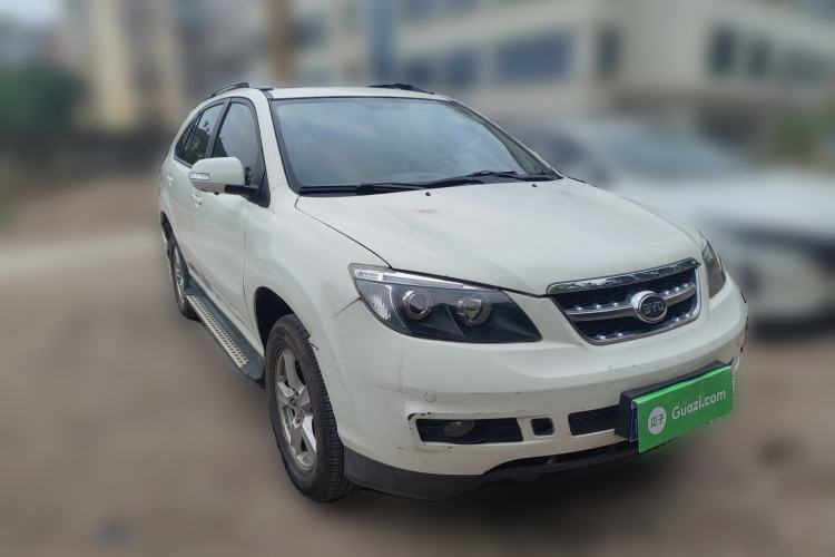 Used BYD S6 2014 2.4L Automatic Prestige 5-Seater