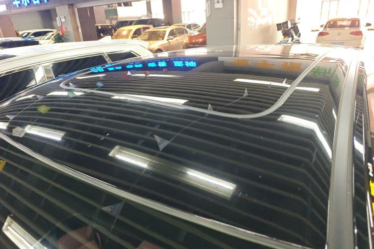 Used CHANGAN UNI-K 2023 2.0T Two-Wheel Drive Yue Ling Trim