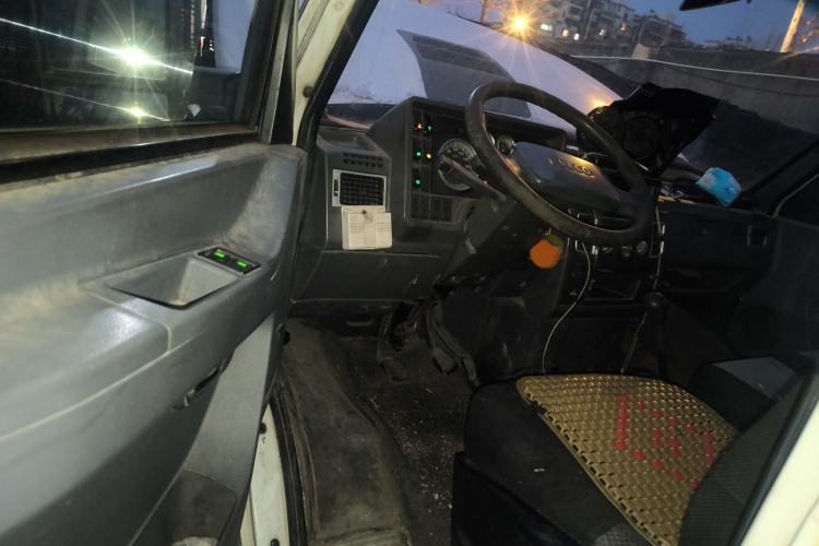 Used Iveco Daily 2014 2.5T-A35 NJ6484ACM47Z4